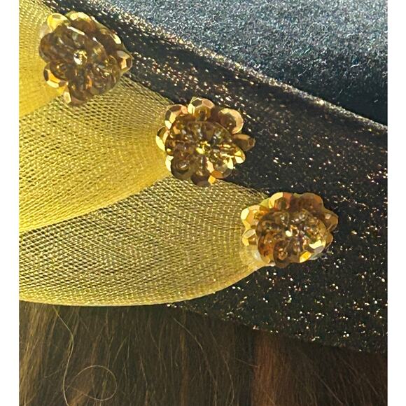 Vintage Cocktail/Derby hat black and gold with a yellow tulle accent main image 8
